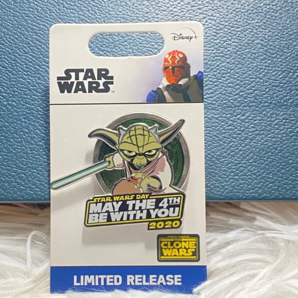 Star Wars May The 4th Be With You Limited Edition YodaPin - Picture 1 of 2